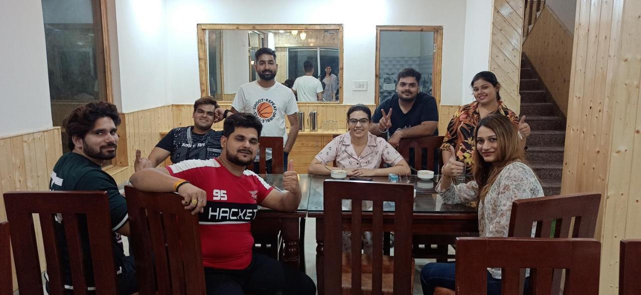 Hotel Royal Galaxy Tirthan Banjār Dış mekan fotoğraf